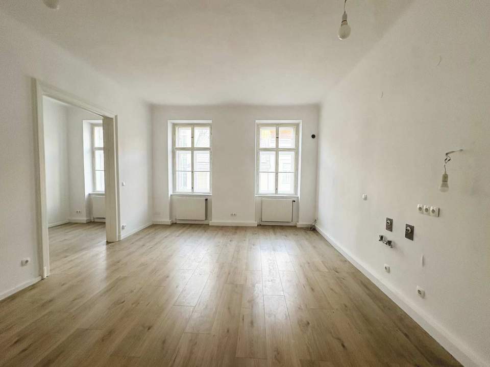 Teilsanierte 2 Zimmer Wohnung in Top Lage - Nahe altes AKH und Rathaus