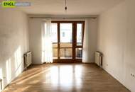 Helle, gutangelegte 3 Zimmerwohnung mit sonniger Loggia