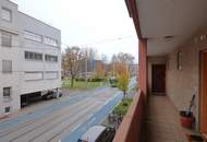 Zwei-Zimmer-Wohnung mit Loggia nahe dem St. Peter Schulzentrum