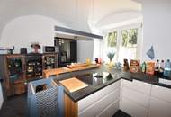 Renovierter Altbau mit großem privatem Garten und vielen Extras in Ruhelage