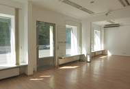 Perfekte Sichtbarkeit - Geschäftslokal / Büro mit großer Auslagenfront !