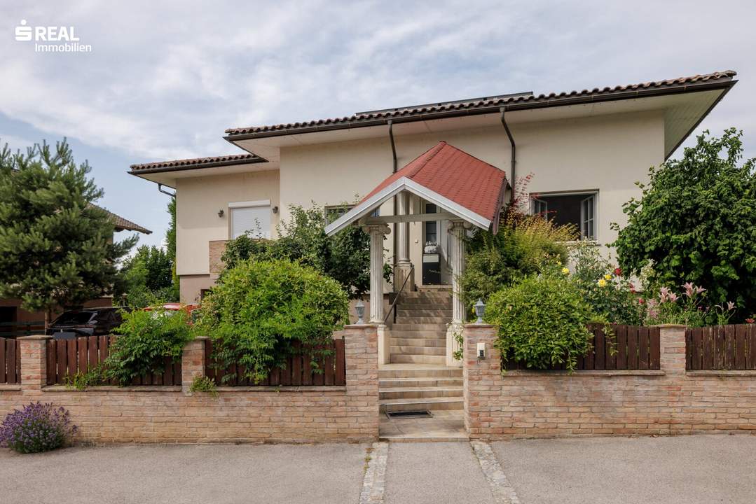"Wohnen wie im Urlaub" 5 Zimmer-Bungalow mit großem Wohnkeller und Garage