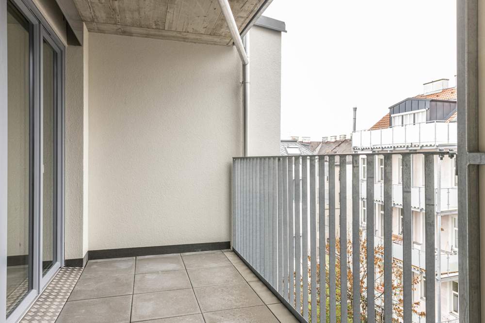 JADENHOF – Stilvolle 2-Zimmer-Wohnung mit sonnigem Balkon in exzellenter Wohnlage mit Nähe zur U3