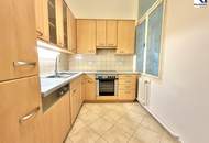 360 TOUR // KLASSISCHE BALKON-ALTBAUWOHNUNG