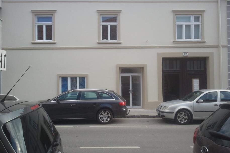 Zentral. Bestandssicher. Entwicklungsstark. – Zinshaus in Bruck an der Leitha für Investoren, Gewerbeobjekt-kauf, 899.000,€, 2460 Bruck an der Leitha