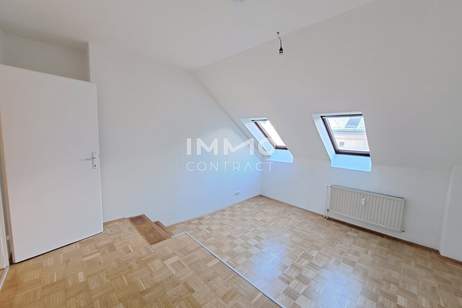 Dachgeschoßwohnung im Altbau: Erstbezug nach Sanierung mit Balkon und Einbauküche!, Wohnung-miete, 816,49,€, 8010 Graz(Stadt)