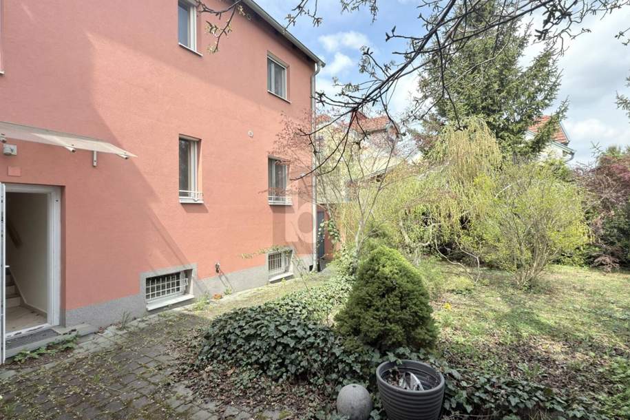 IM ZEHNERVIERTEL MIT VOLLKELLER, GARAGE UND LOFT-DACHGESCHOSS - 2 WOHNEIHEITEN MÖGLICH, Haus-kauf, 369.000,€, 2700 Wiener Neustadt(Stadt)