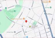 Hofseitige DG-Wohnung ohne Schrägen mit 2 Terrassen - sanierungsbedürftig