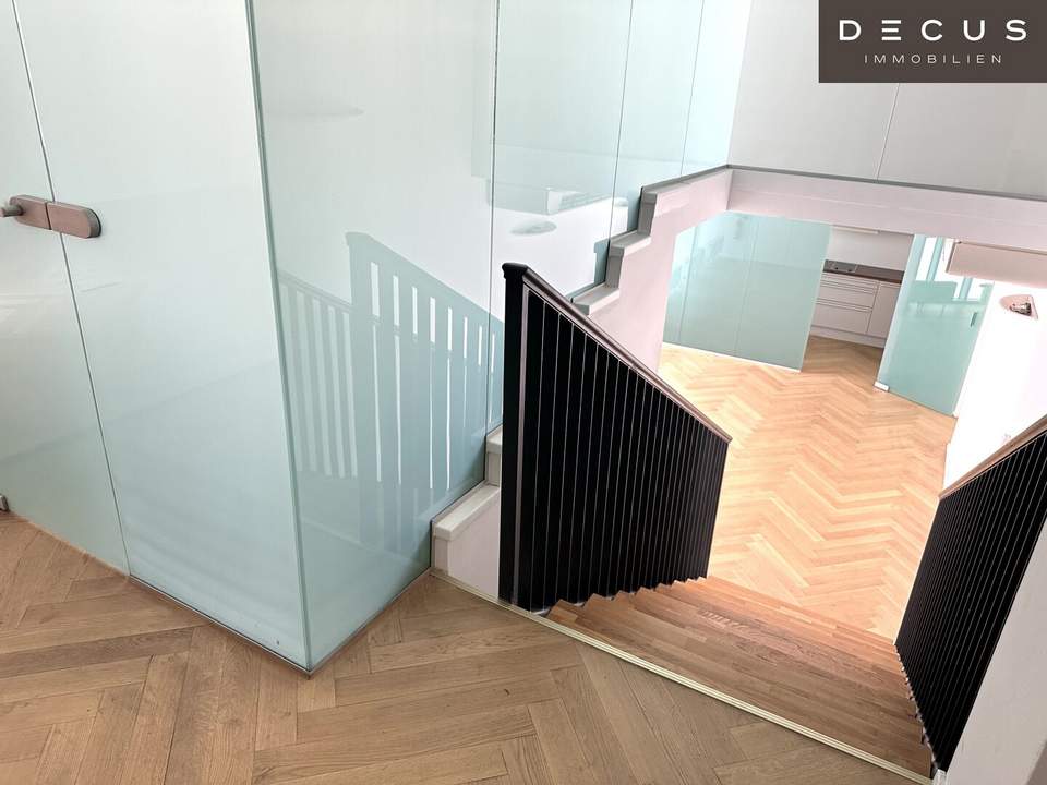 + + + REPRÄSENTATIVER ALTBAU + + + TOP CITY LAGE + + + 10 Räume + + +