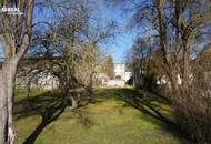 Geräumiges Wohnhaus mit großem Garten und angrenzendem Fischteich