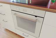 Herrliche Altbau-Wohnung: 4,5 Zimmer mit Loggia und Gartenanteil