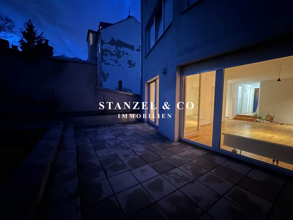 SÜDSEITIGES 3-ZIMMER-APARTMENT MIT SÜDGARTEN ( BJ 2008 )