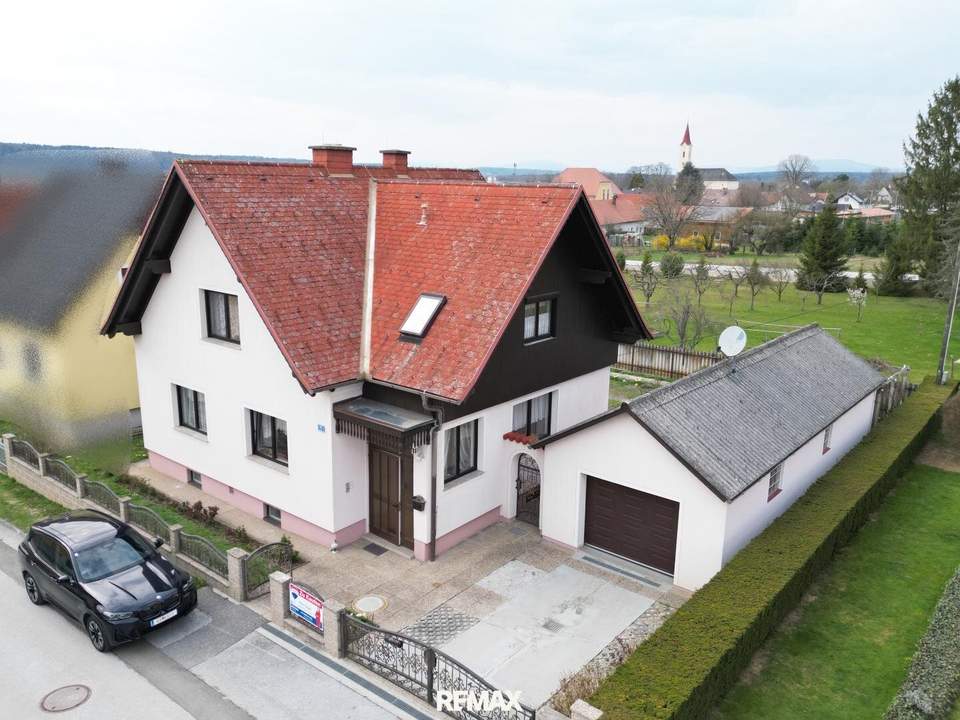 viel Raum für die Familie - Zuhause in angenehmer Wohnlage