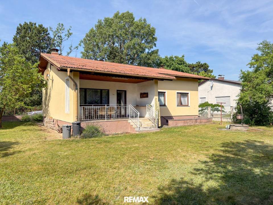 Charmantes Einfamilienhaus mit großem Garten