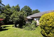 BUNGALOW im GARTENPARADIES - in ländlicher Grünlage