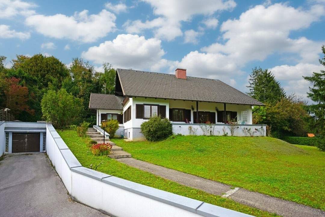 Premiumlage im Wienerwald! Idyllisch gelegenes Landhaus mit Wellnessbereich und Panoramablick