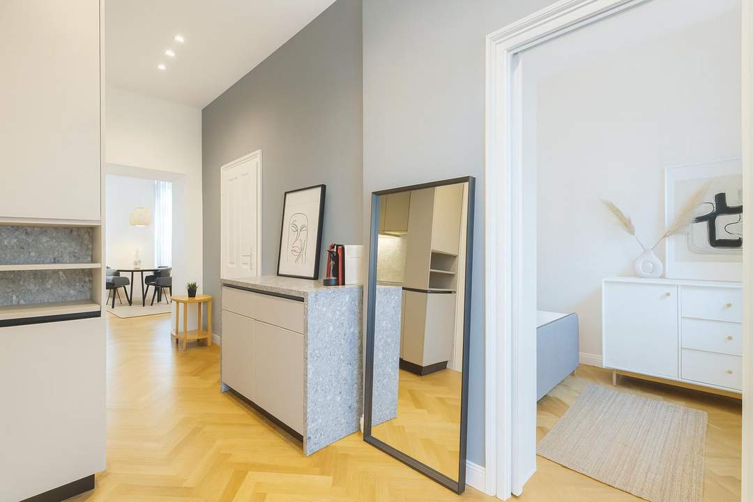 Generalsanierte Altbau-Wohnung zum VERLIEBEN in U4-Nähe bei SCHÖNBRUNN!
