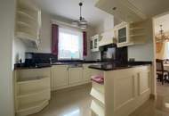 Ultimativer Luxus im Mediterranen Stil: Sensationeller Bungalow mit Pool in Exklusiver Ausstattung und Top Ruhelage, hier erfüllt sich Jeder Wohntraum