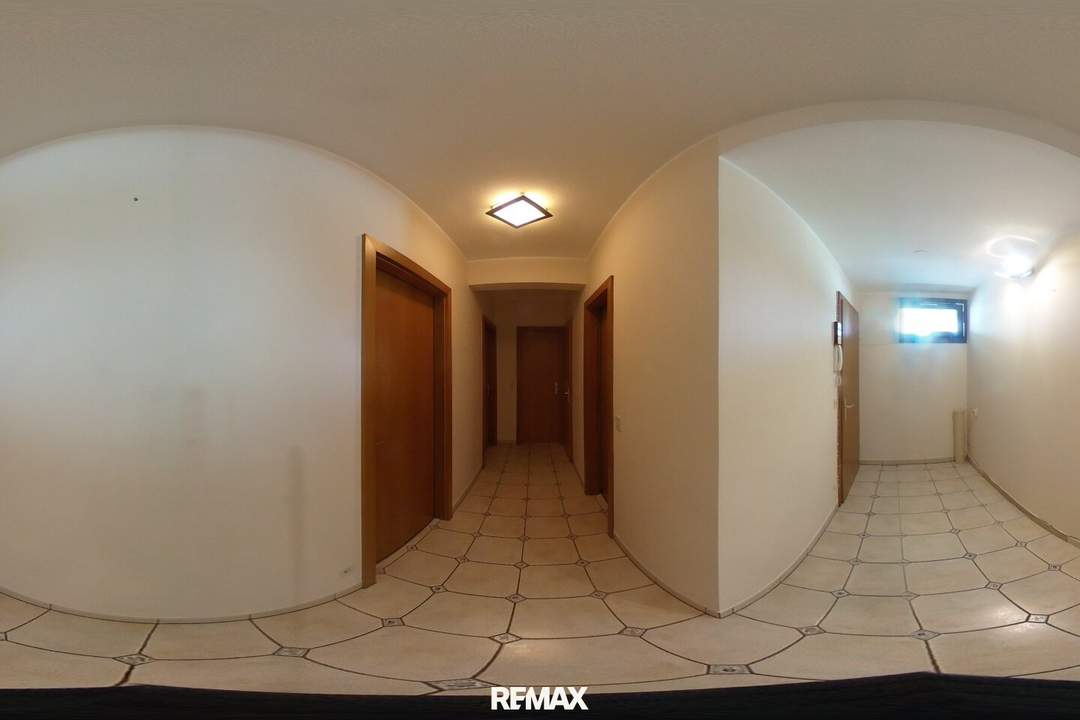 Helle 3-Zimmer-Wohnung mit großer West-Terrasse und hochwertiger Ausstattung in ruhiger Lage