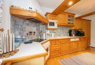 WOHNEN IM GRÜNEN – 242 m² WOHN-NUTZFLÄCHE – 3.903 m² GRUNDSTÜCK! Charmantes Einfamilienhaus voller Potenzial und zahlreicher Gestaltungsmöglichkeiten!