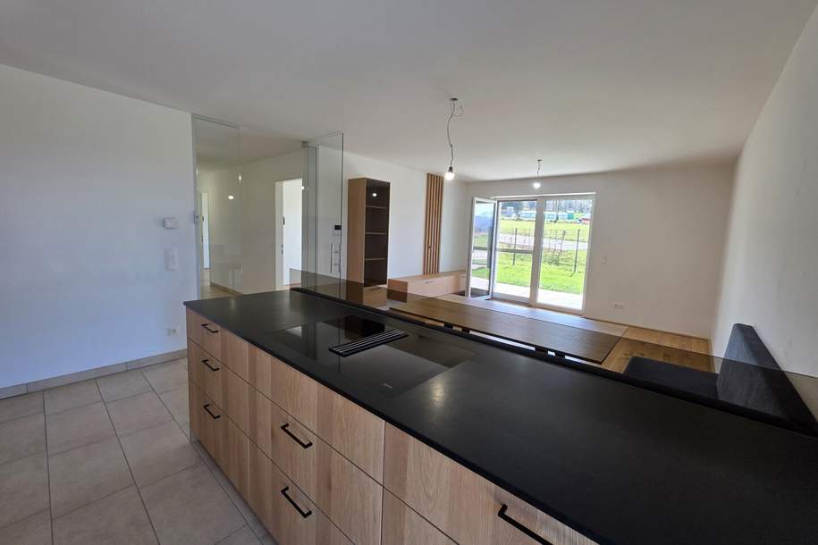 Neuwertige, sonnige 4-Zimmer Whg. mit Terrasse und Eigengarten, Wohnung-miete, 1.992,69,€, 4694 Gmunden