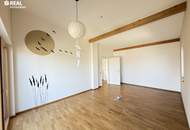 Perfekt für Wohnen, Ordination, Vermietung oder Generationenwohnen. Drei Einheiten - zwei Häuser - ein durchdachtes Lebenskonzept.