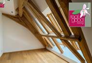 4-Zimmer-Dachgeschosswohnung mit Galerie &amp; Terrasse in unmittelbarer Nähe zum Karmelitermarkt