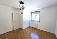 TOP INNENSTADT LAGE - Sporgasse 29 - Freundliche 2 Zimmer Wohnung mit schönen Balkon in Innenhoflage - Top 16