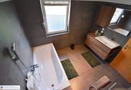 Hochwertiges Niedrig-Energie Einfamilienhaus mit Carport und Garage Nähe Wien !