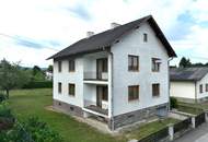 Großes Wohnhaus mit weitläufigem Grund in Kilb