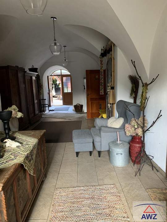 Historisches Anwesen mit Charme, Geschichte und vielfältigen Möglichkeiten!