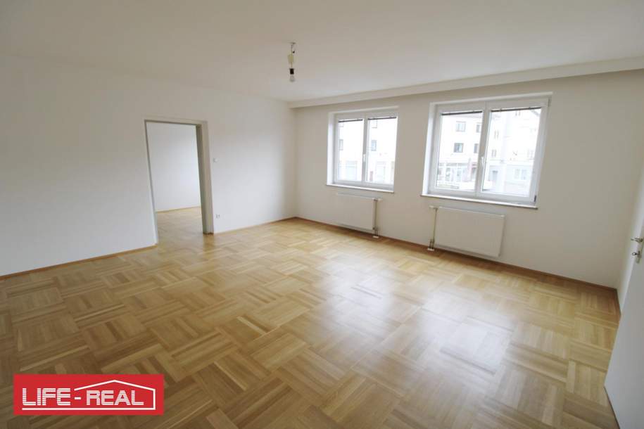 Charmante 3 Zimmerwohnung in Ebelsberg und ein Autoabstellplatz im Hof, Wohnung-miete, 835,00,€, 4020 Linz(Stadt)