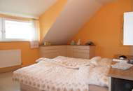 "Exklusives Einfamilienhaus mit Pool!"