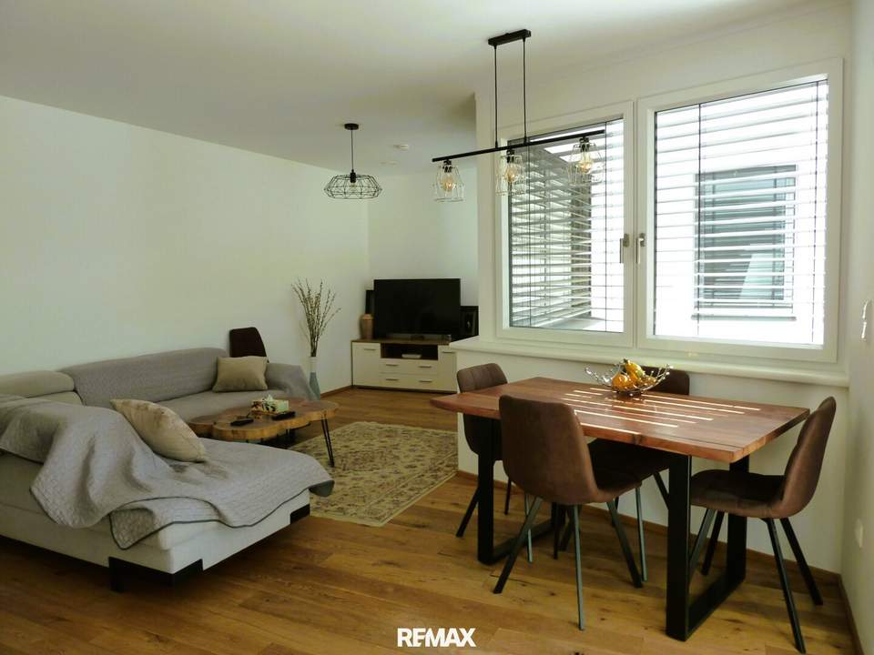 "LIVING De LUXE!"