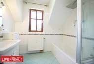 Helle und großzügige 3,5-Zimmer-Wohnung mit Blick ins Grüne