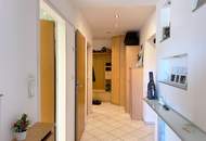 Lichtdurchflutete Wohnung über den Dächern von Graz mit Balkon, Parkplatz und Lift