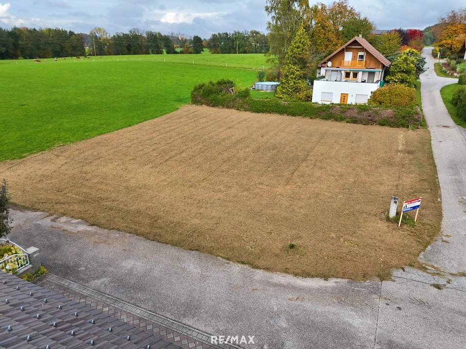 Traumhaftes Baugrundstück in idyllischer Ruhelage – ohne Bauzwang, nahe der Salzburger Grenze