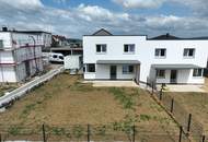 Moderner Neubau – Wohnhaus Nr. 28 mit Terrasse und Garten