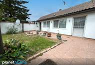 Bungalow mit Nebengebäude – Weinkeller und ca. 1.142 m² Acker