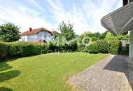 Geräumiges, sehr gepflegtes Haus mit Garten, Terrasse und großem Balkon, Garage - Zentrale Ruhelage