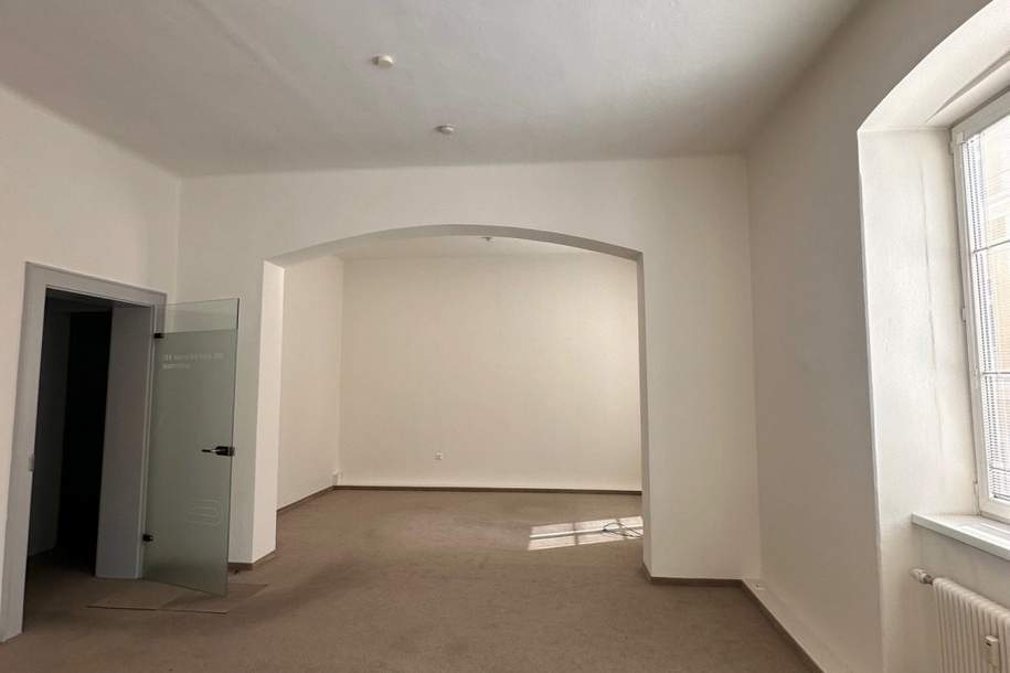 Helle Bürofläche mit Nutzungsflexibilität im Zentrum, Gewerbeobjekt-miete, 1.235,34,€, 9020 Klagenfurt(Stadt)