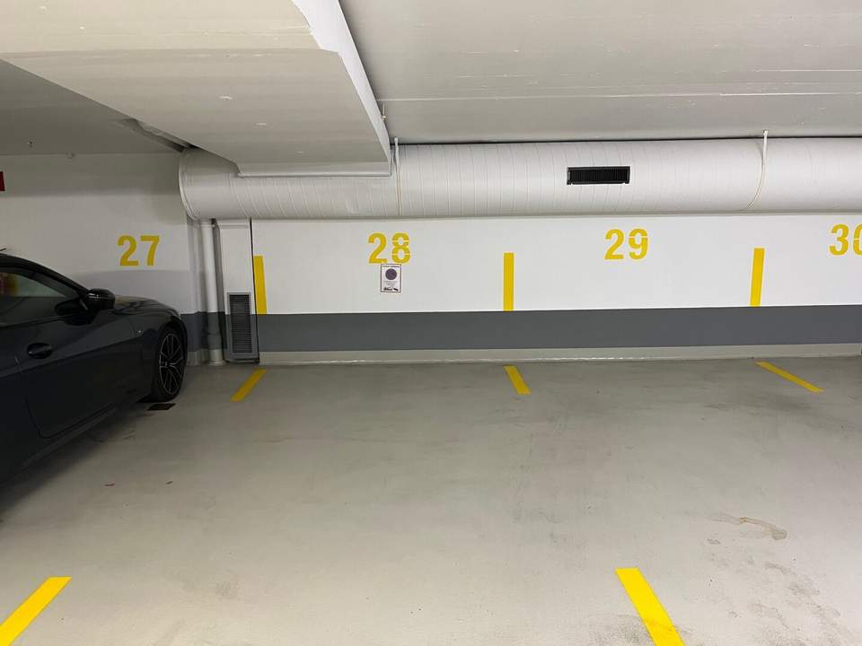 Jacquingasse - vollwertiger Garagenplatz unbefristet zu vermieten