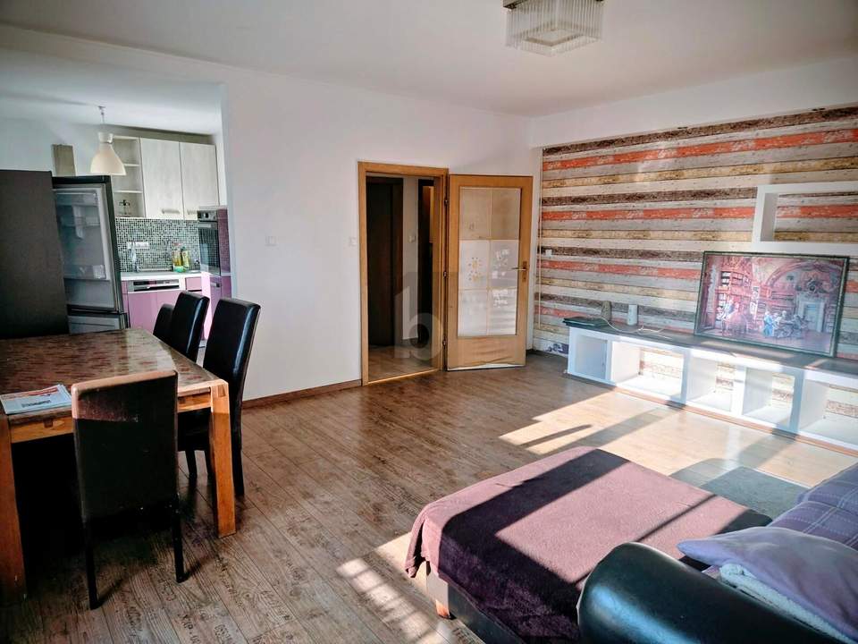 PERFEKTES ZUHAUSE MIT BALKON &amp; TOP-INFRASTRUKTUR