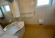 Mehr Raum, mehr Möglichkeiten - vielseitiges Zweifamilienhaus mit Gartenidylle!