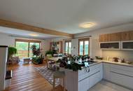 kleiner, neuwertiger Bungalow mit einzigartiger Steingartengestaltung und Naturteich