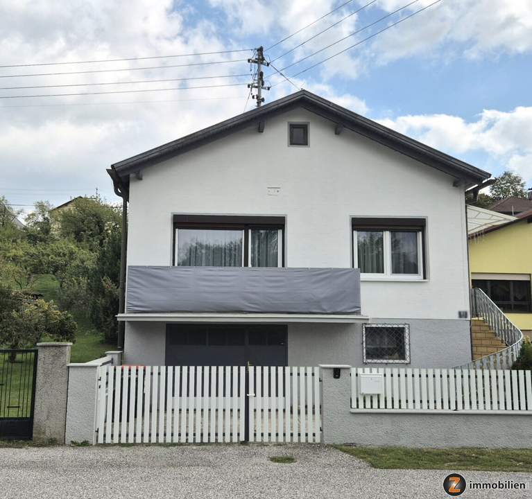 Modernisiertes Einfamilienhaus mit Wohlfühlcharakter!