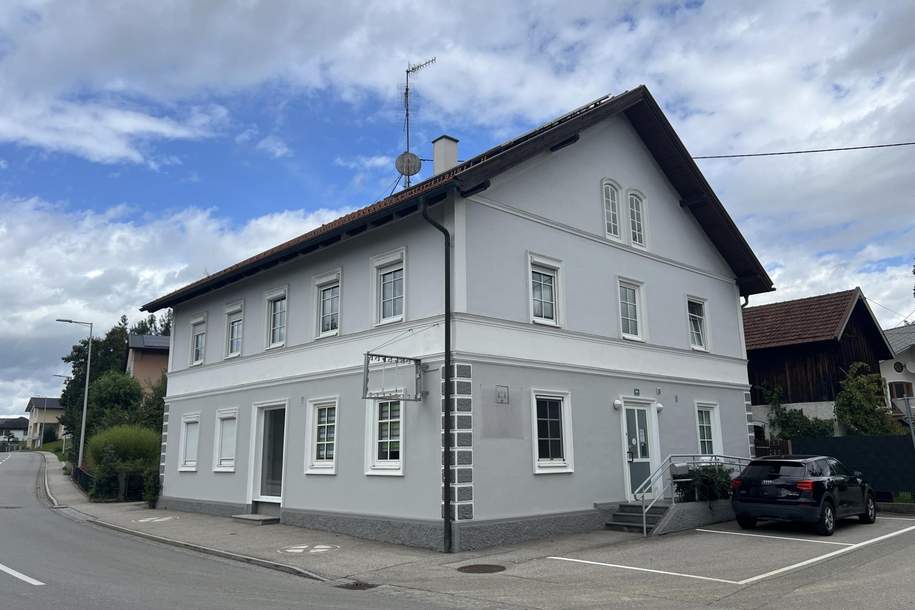 Vielseitig nutzbare Mietfläche in gut sichbarer Lage, Gewerbeobjekt-miete, 1.150,80,€, 4942 Ried im Innkreis