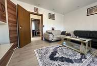 Großzügiges Zweifamilienhaus Garten, Balkon &amp; 4 Stellplätzen – Top Preis!