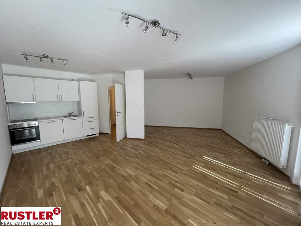 Großzügie 1-Zimmer-Wohnung mit Balkon