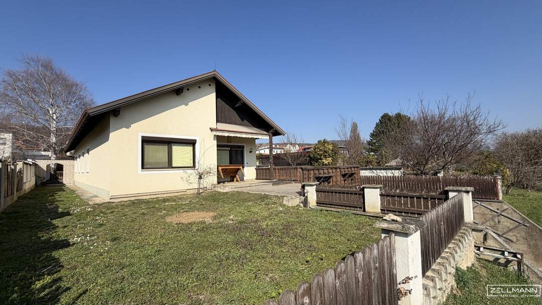 Viel Platz, viele Möglichkeiten – großzügiges Einfamilienhaus | ZELLMANN IMMOBILIEN